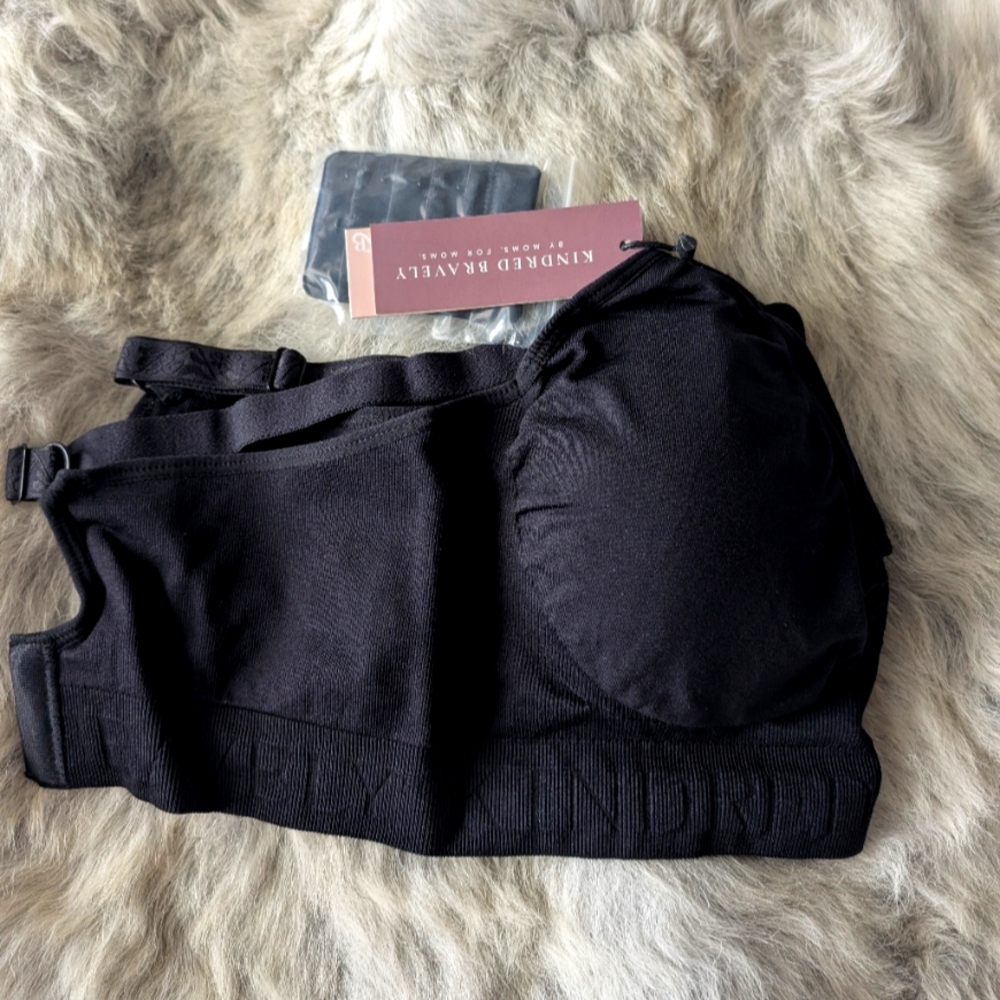 Kindred Bravely Nellie Wireless Bra Medium Busty